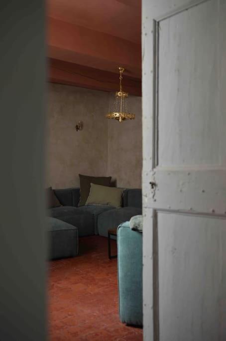 La Loge Familiale: 110M2, Place Rose Goudard, Ac LʼIsle-sur-la-Sorgue Exterior foto