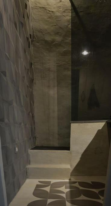 La Loge Familiale: 110M2, Place Rose Goudard, Ac LʼIsle-sur-la-Sorgue Exterior foto