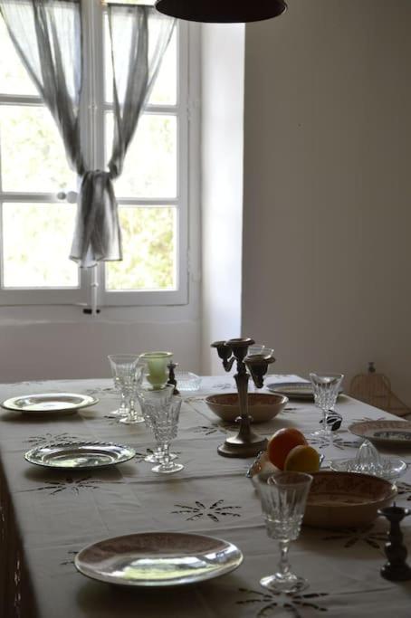 La Loge Familiale: 110M2, Place Rose Goudard, Ac LʼIsle-sur-la-Sorgue Exterior foto