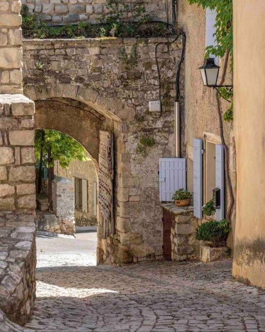 La Loge Familiale: 110M2, Place Rose Goudard, Ac LʼIsle-sur-la-Sorgue Exterior foto